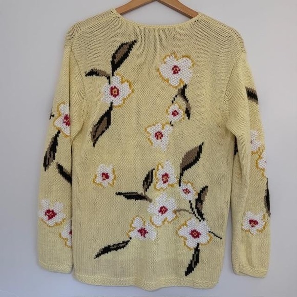 Adrienne Vittadini Cottagecore Sweater Yellow Sz S Floral Embroidered Knit VNeck - Picture 2 of 9